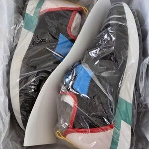 Steve Madden Black and White Sneakers